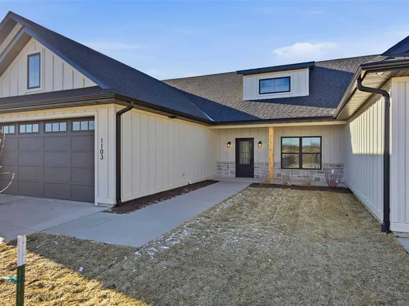 1103 Millie Ln, Northliberty, IA 52317