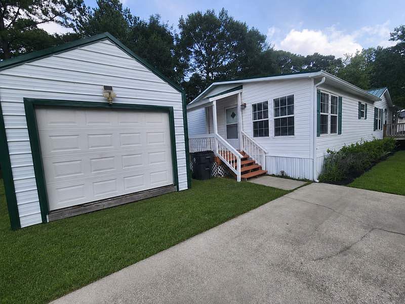 1st image of 1032 Palm Dr Lot 281