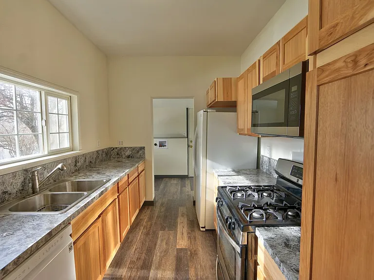 2232 Kiln St — Photo 6