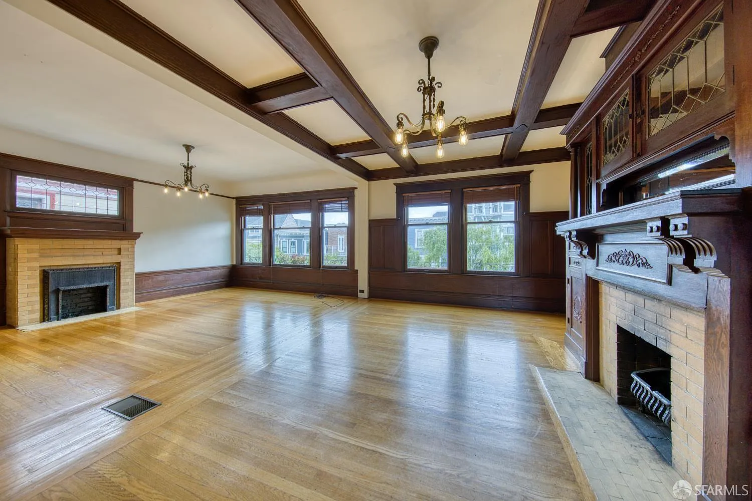 1241 2nd Ave - Photo 3