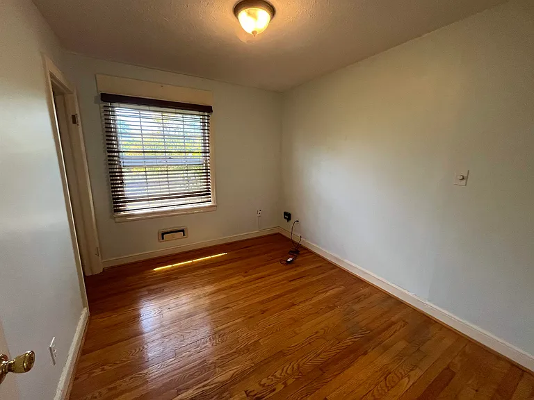 226 Orchard Ln — Photo 21