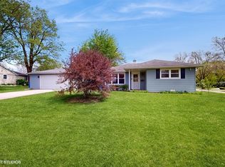 3712 Jay Ln, Rolling Meadows, IL 60008