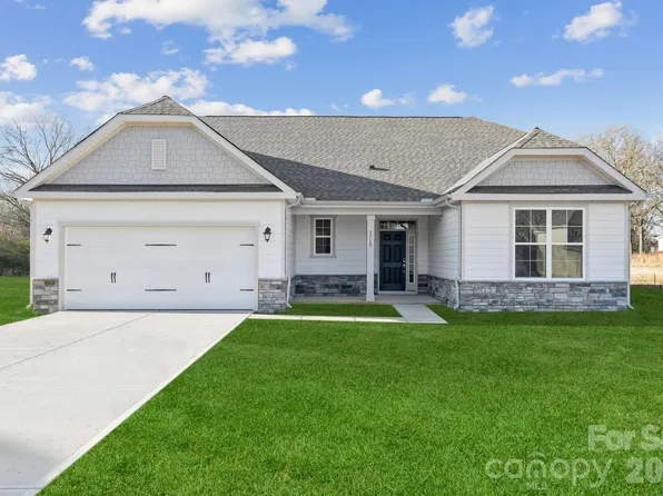 3511 Oasis Dr, Monroe, NC 28112