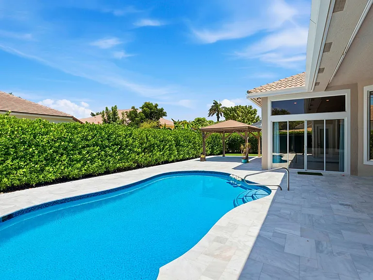 21653 Marigot Dr — Photo 18