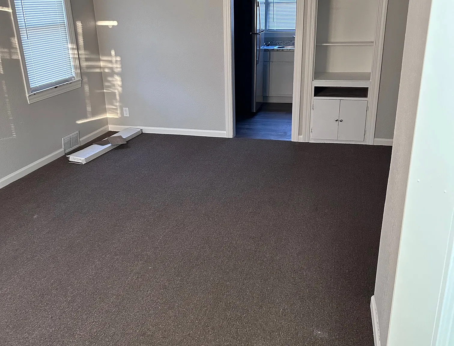 2 bed, 972 sqft, $1,300 — Photo 3