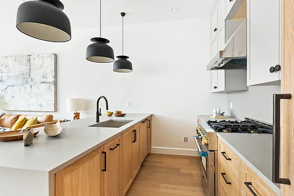 Rented by Compass | media 20