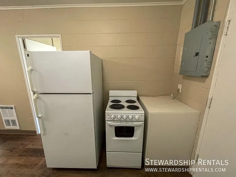 76243 Gale St #1 — Photo 8