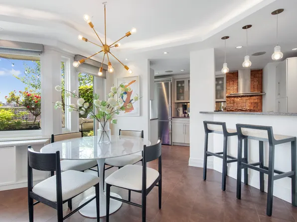 101 West 12th Street 20-F image 3 of 12