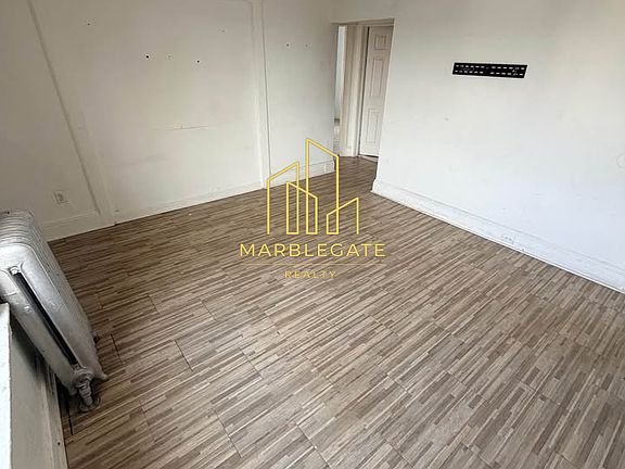 5th image of 701 Kensington Ave #Ff