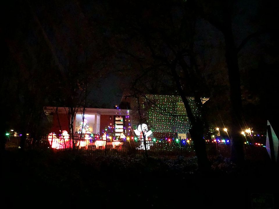 2nd image of 2 Rosewood Cir