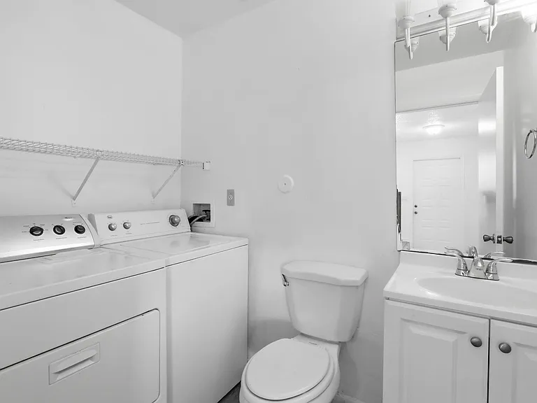 2305 Seaside Dr — Photo 29