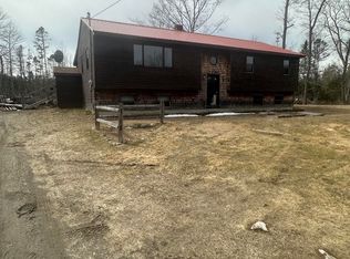 2715 Edinburg Rd, Argyle Twp, ME 04468