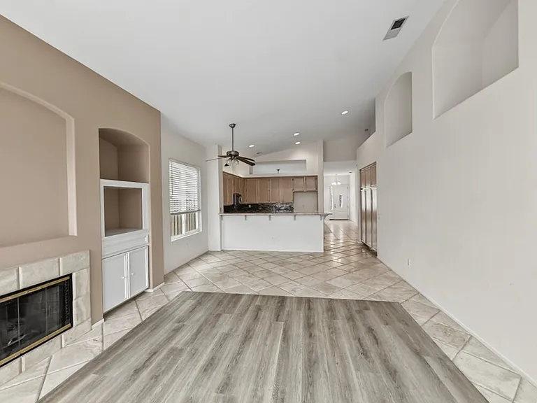 22810 Mountain Ash Cir — Photo 8