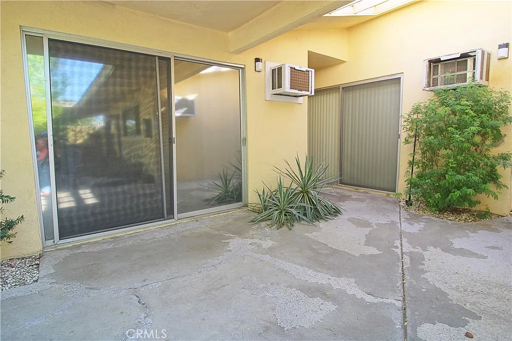 Building Photo - 807 E Cottonwood Rd #11