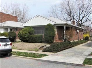 53-17 207th St, Oakland Gardens, NY 11364