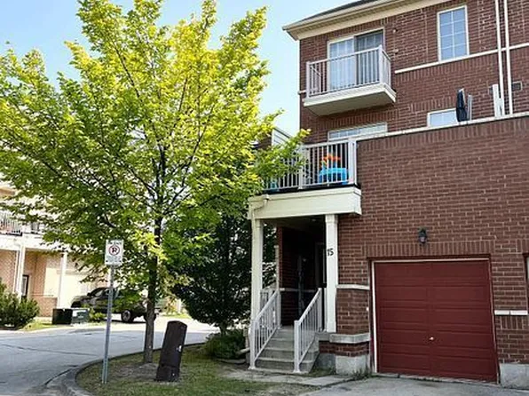 15 Ruskov Ln, Markham, ON L6C 0P1