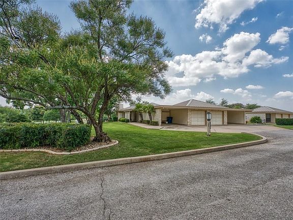 4th image of 1406 Broken Hills Dr #4