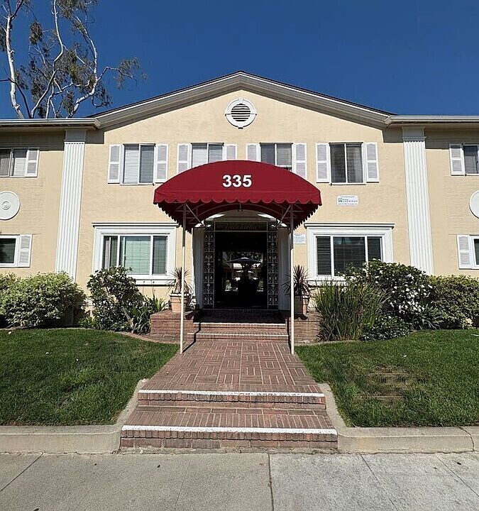 1st image of 335 S Los Robles Ave APT I