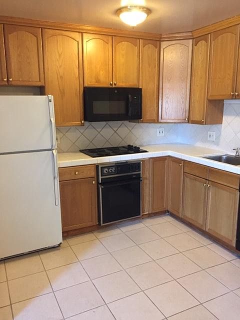 1st image of 3530 Brookdale Dr
