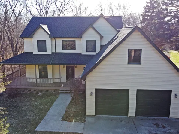 3307 Trillium Ln, Oxford, MI 48371