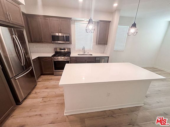 2nd image of 573 Winchester Dr