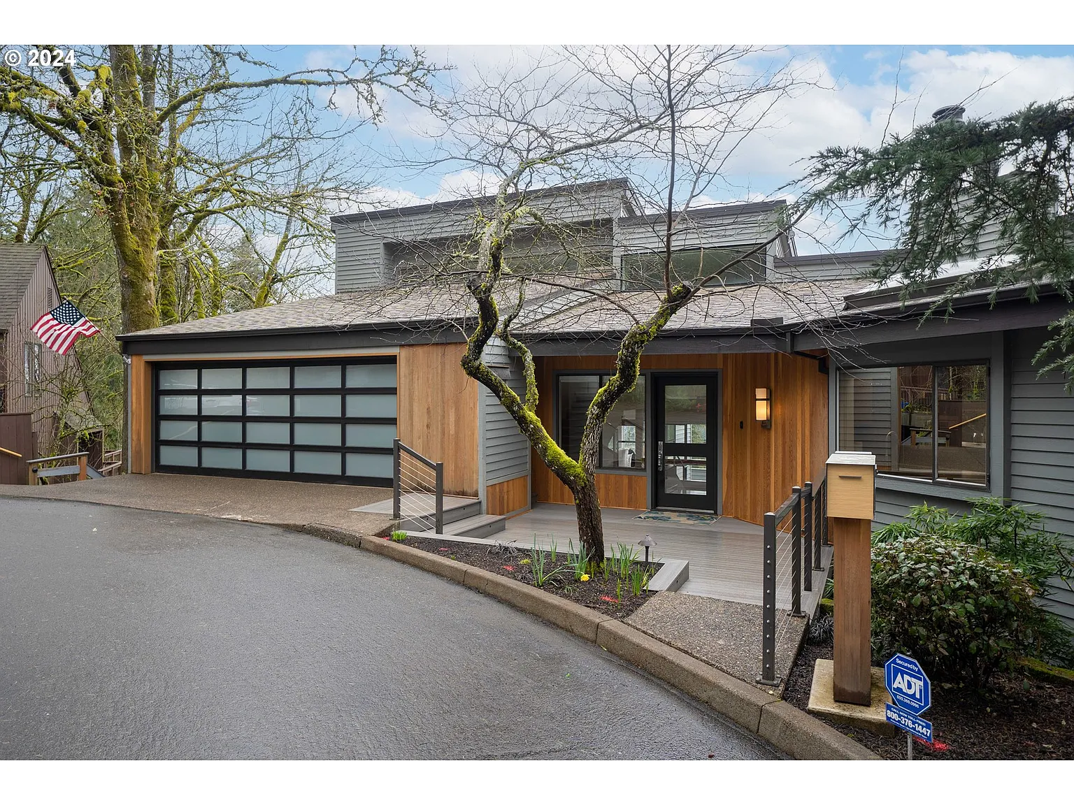 1131 Devon Ln photo 1
