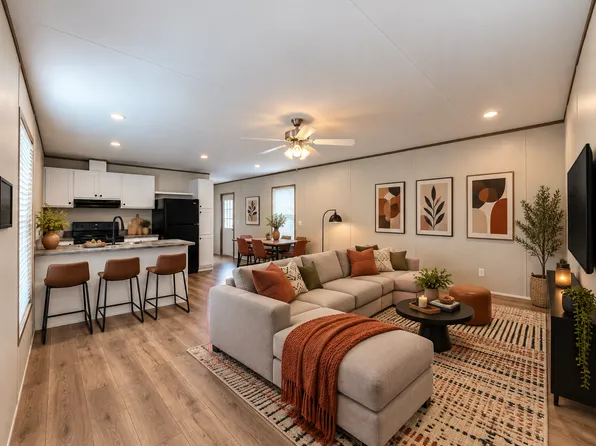100 Parma Ct, Sanger, TX