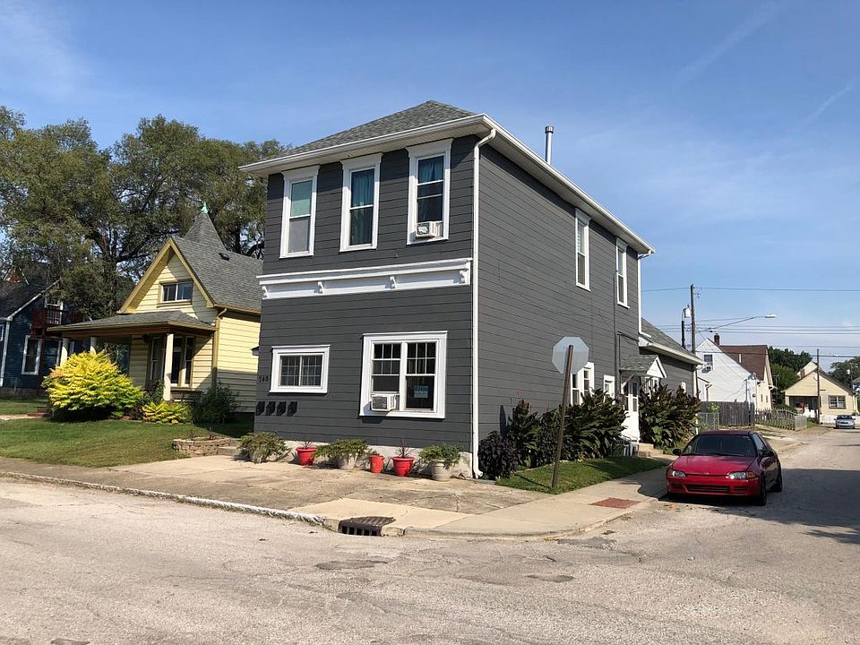 1st image of 740 Weghorst St