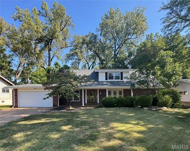 56 Forest Crest Dr, Chesterfield, MO, 63017