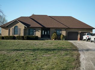 430 27th Rd, Lebo, KS 66856
