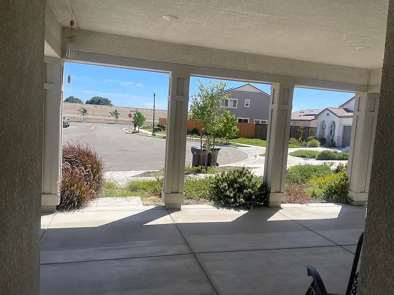 15573 Kellogg Creek Ct — Photo 8