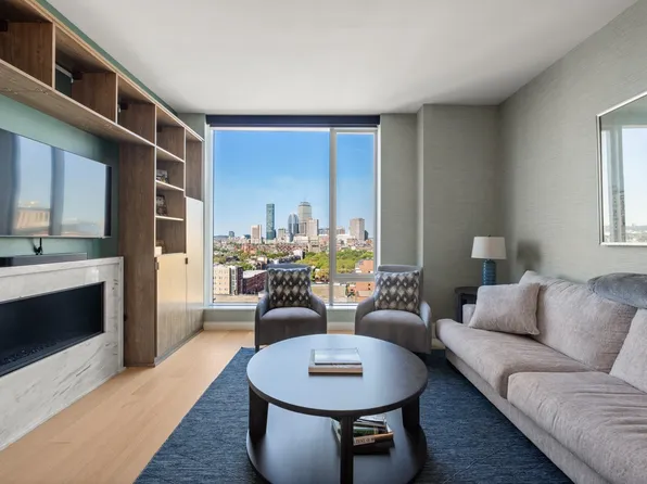 380 Harrison Ave #Penthouse 1h, Boston, MA 02118