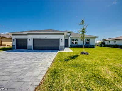 2114 NE 19th Place Cpe, Coral, FL, 33909