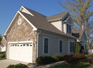 25605 Creek Run Ter, Chantilly, VA 20152