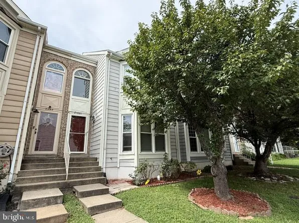 21881 Shallow Rock Sq, Sterling, VA 20164
