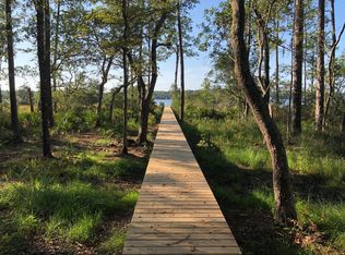 Shoreline Dr, Freeport, FL 32439