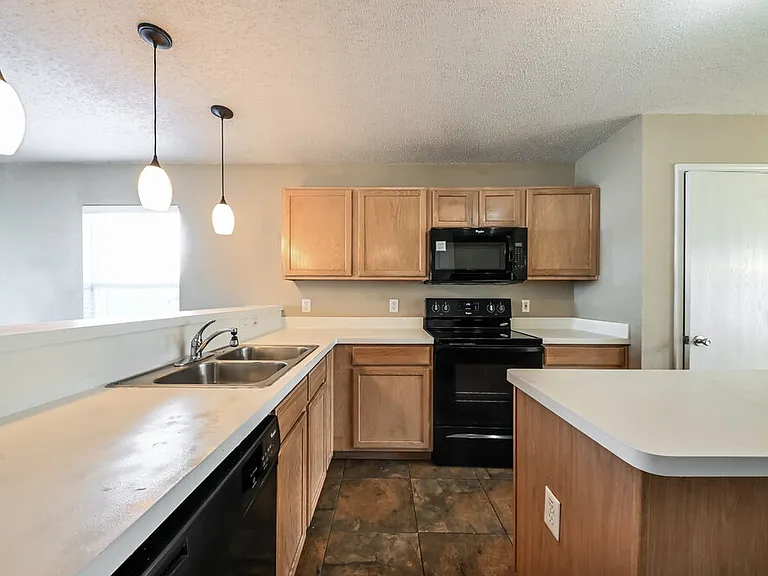 8413 Canvasback Ln — Photo 10