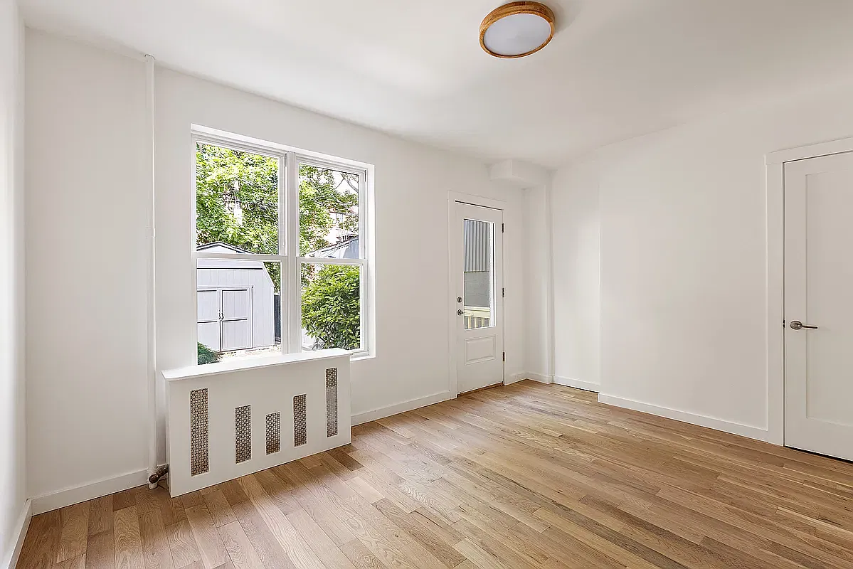 359A 14th Street — Photo 2