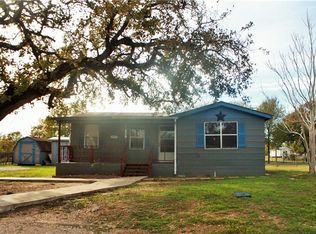 197 Lone Star Cir, Bastrop, TX 78602