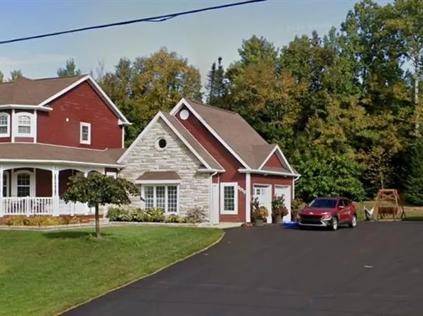 2010 Wellington Ave, Bathurst, NB E2A 4X8