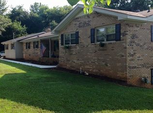 2953 Old Oakwood Rd, Gainesville, GA 30504