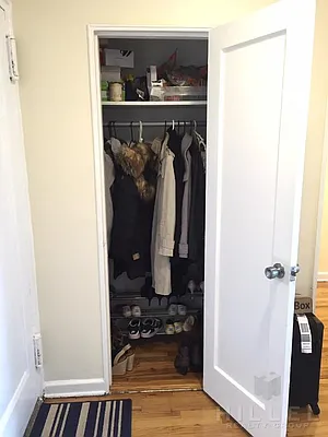 Rented by Hillel Realty Group | media 18