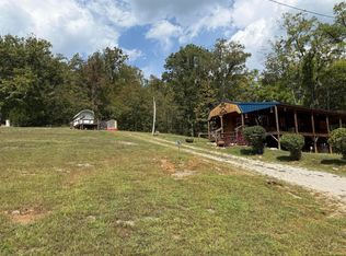 755 Slip Rock Canyon Rd, Monticello, KY 42633