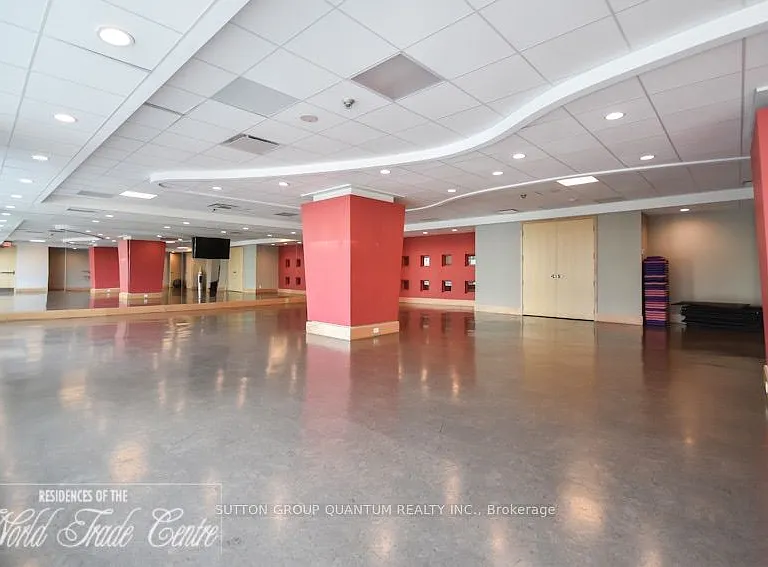10 Yonge St #2113 — Photo 33