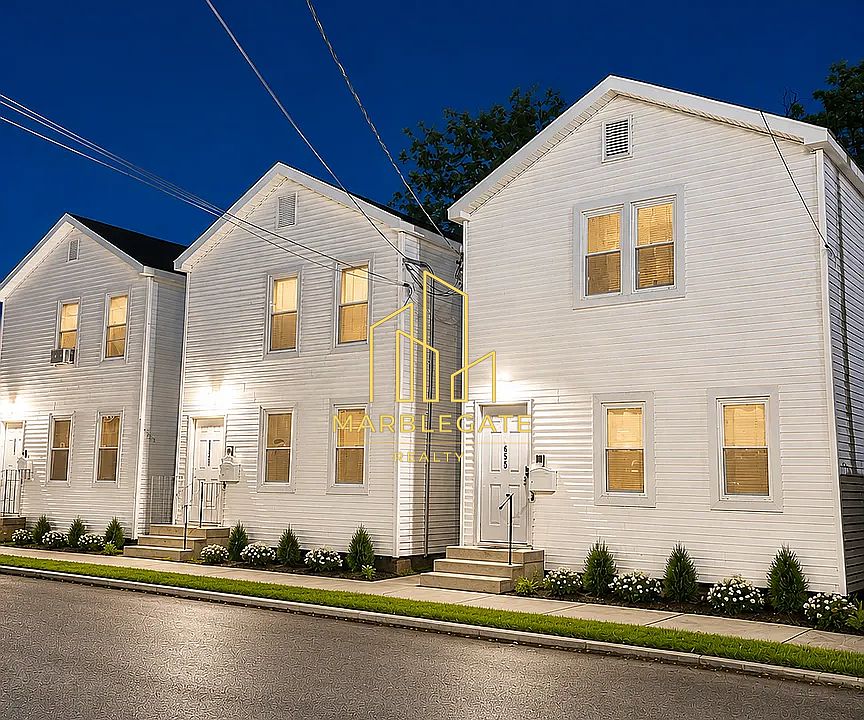 1st image of 655 S 11th St #22