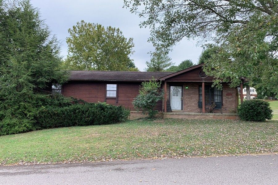 1st image of 5 Pine Ct