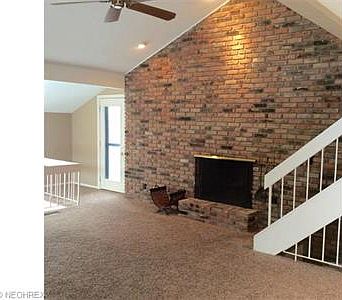 2nd image of 500 Willow Cir #20