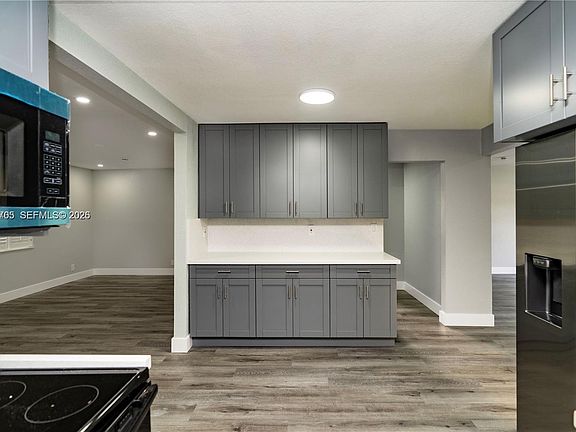 5th image of 8110 SW 4th Pl