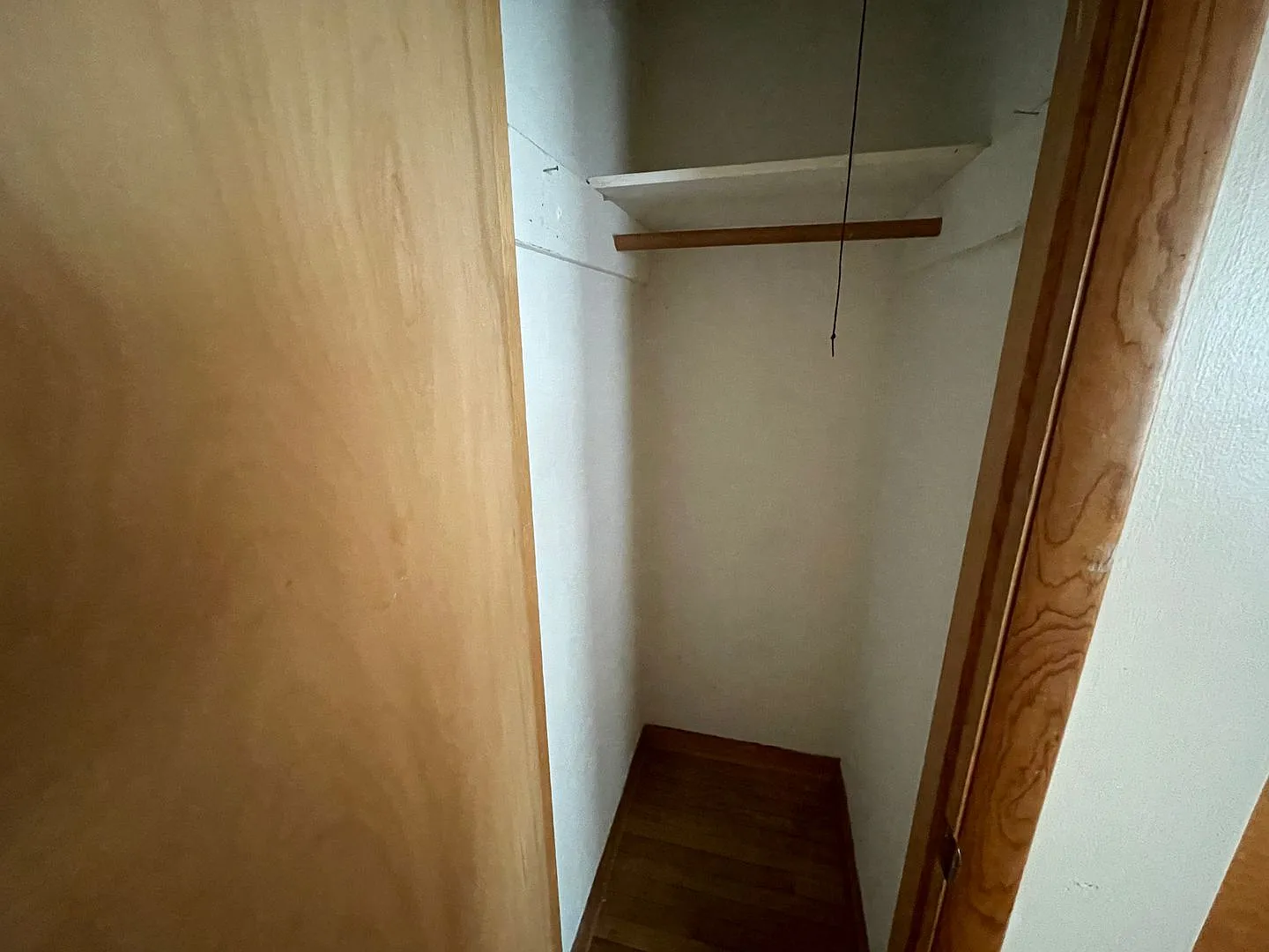 3 bedroom, 1 bathroom and detached garage! — Photo 4