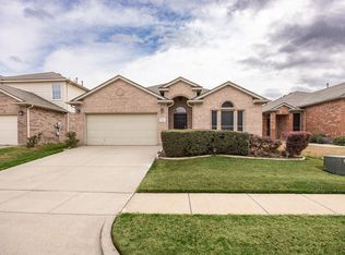 6428 Alexandra Meadows Dr, Fort Worth, TX 76131